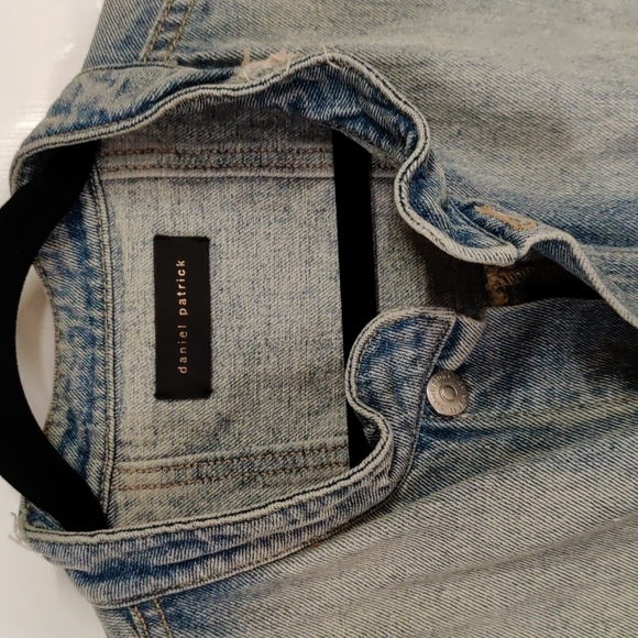 Dan Patrick Denim Jacket - Picture 3 of 9